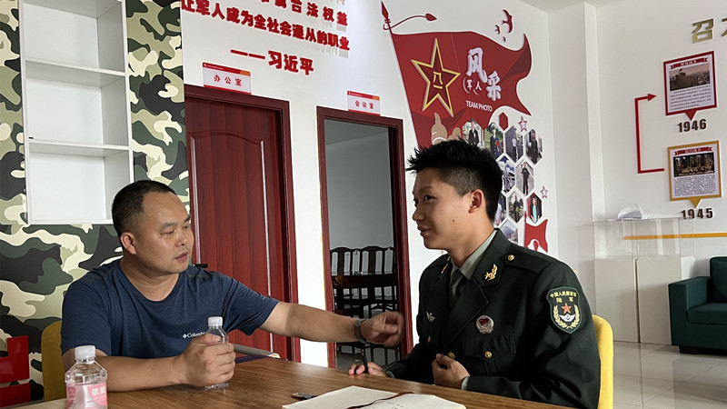 团队退役复学成员向退役村民宣传习近平新时代中国特色社会主义思想 beat365在线唯一官网黄紫瑜供图.jpg