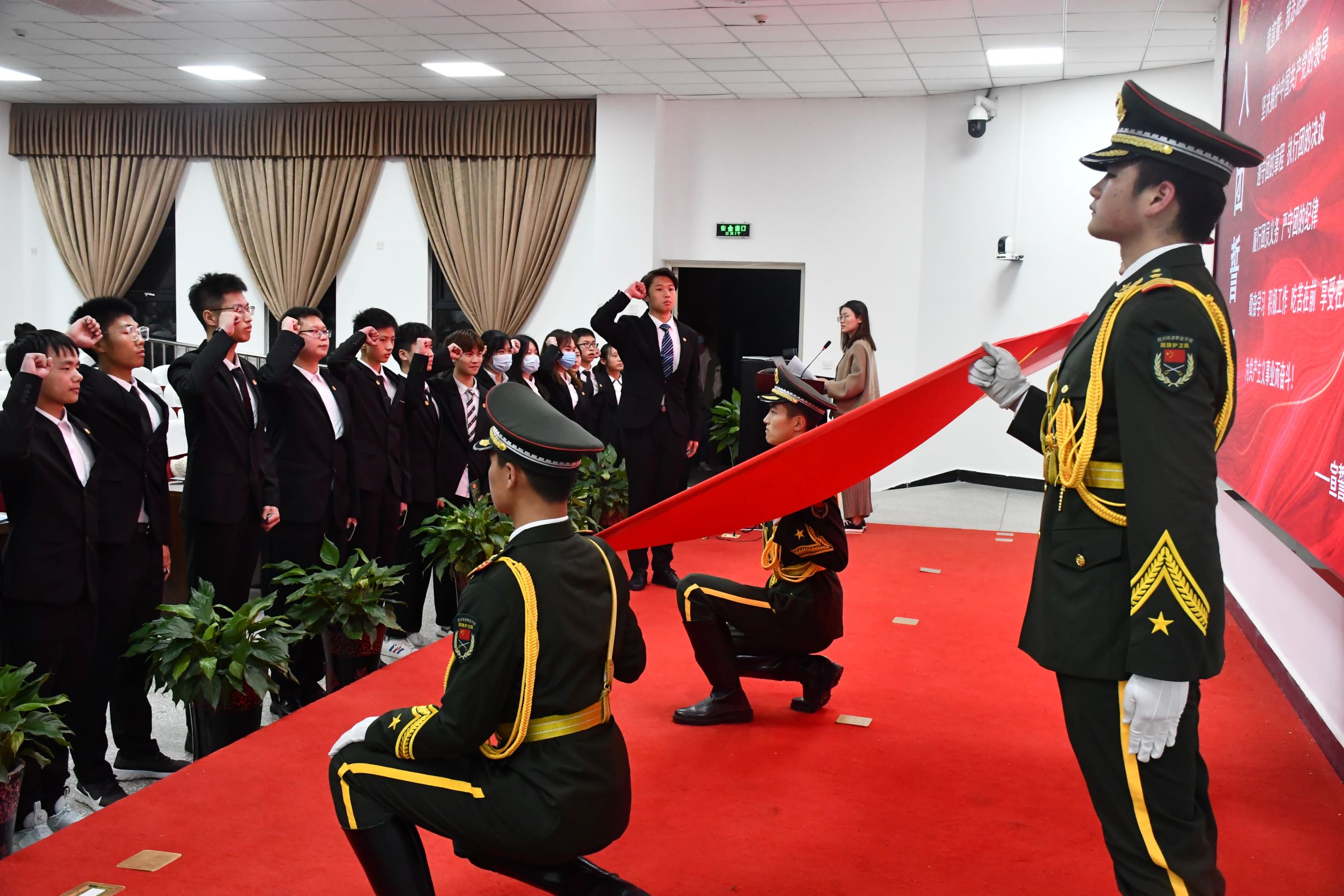 DSC_3007.JPG DSC_3007.JPG