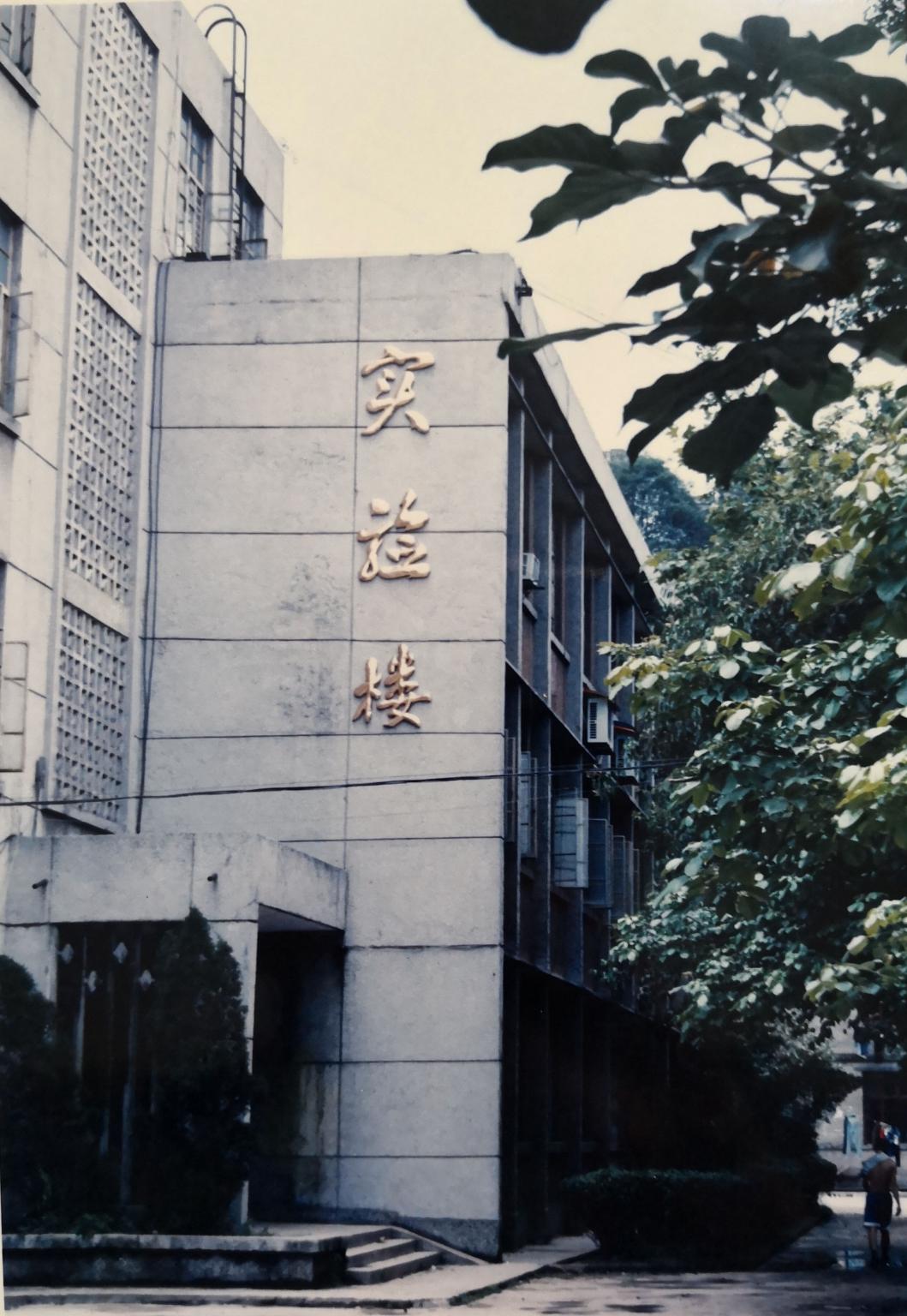 图片47.jpg 图片47.jpg