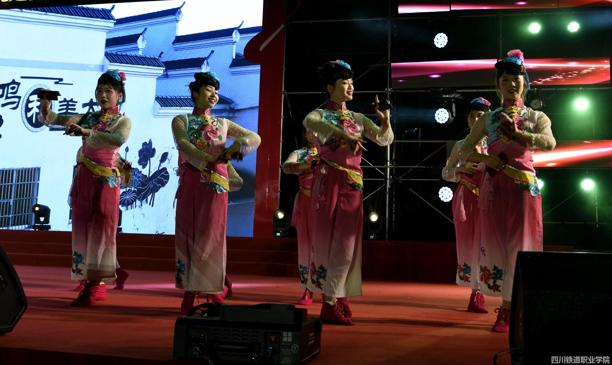 大美乡村3_副本.jpg 大美乡村3_副本.jpg