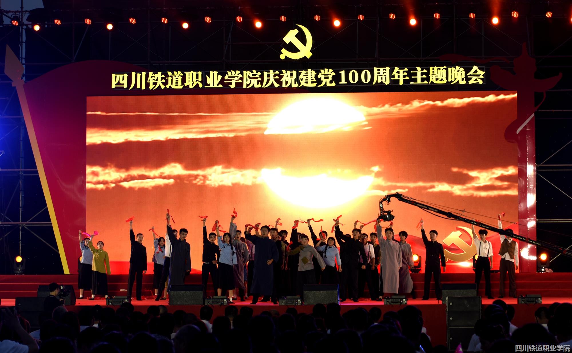 红船1_副本.jpg 红船1_副本.jpg