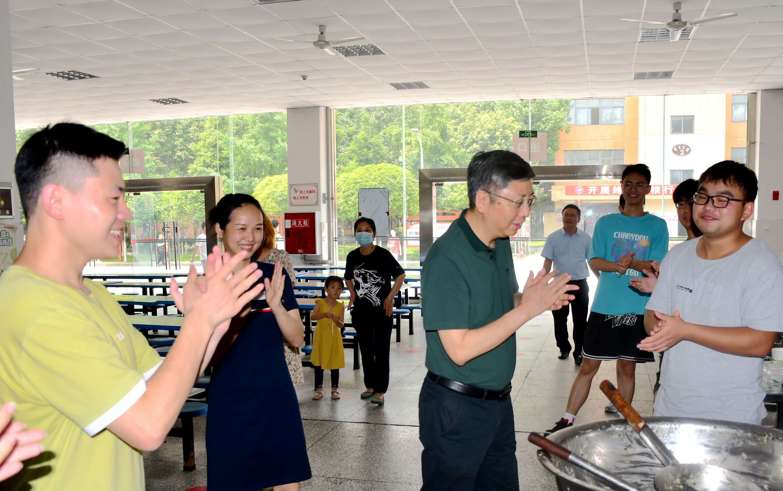 DSC_7398.JPG DSC_7398.JPG